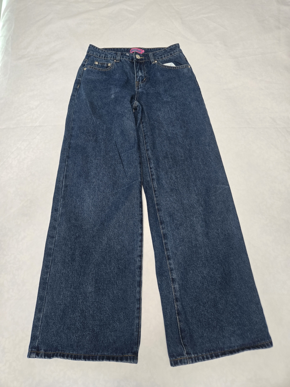 Edikted Wide-Leg Jeans in Dark Blue Denim